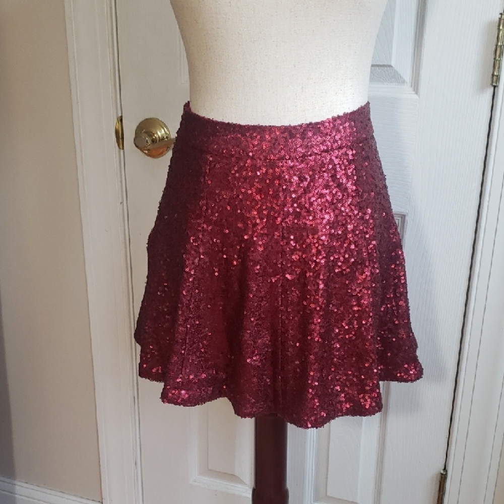 Tobi Dazzling Sequin Mini Skirt in Vibrant Red